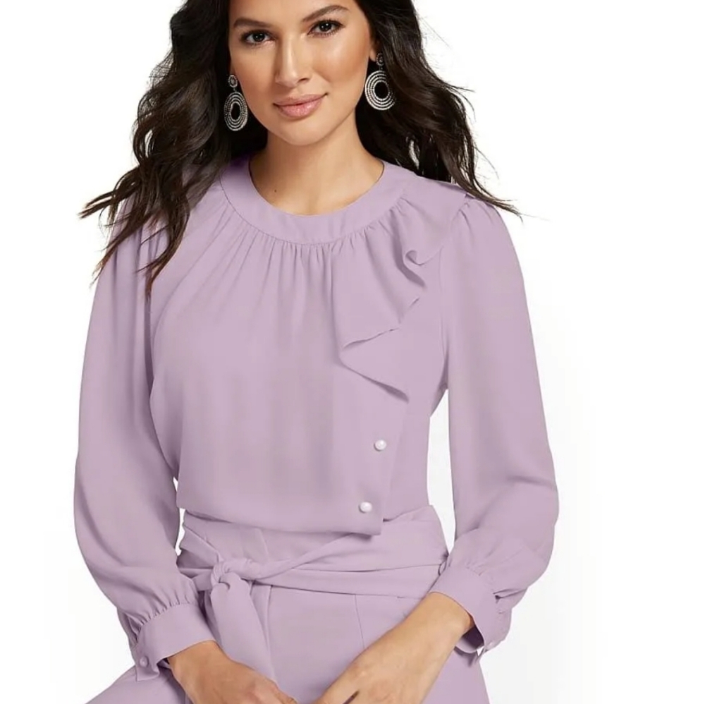 New York & Company PEARL BUTTON BLOUSE, size L, Lavender Frost
